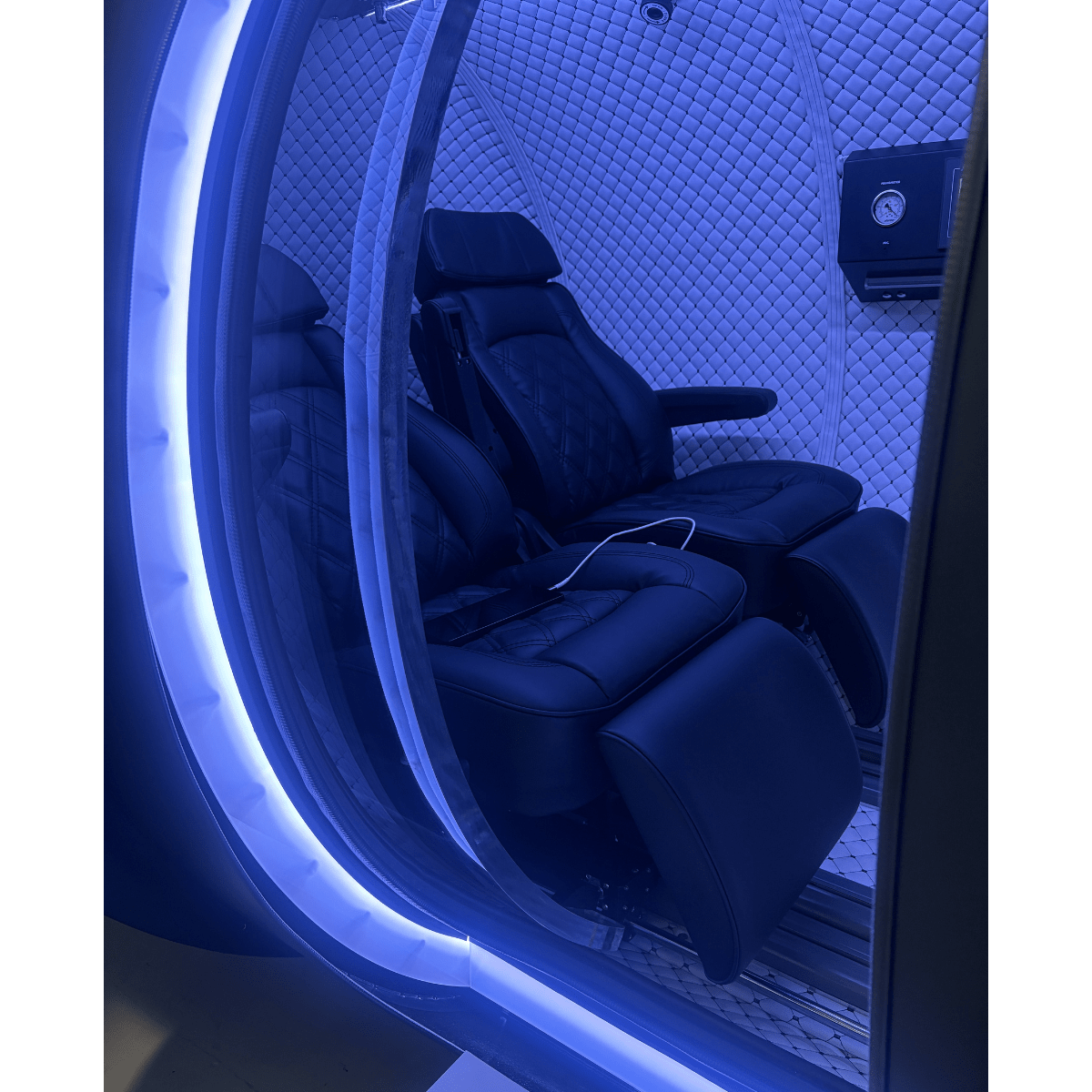 2.0 ATA Hardshell Multiplace Hyperbaric Chamber with BIBS Mask