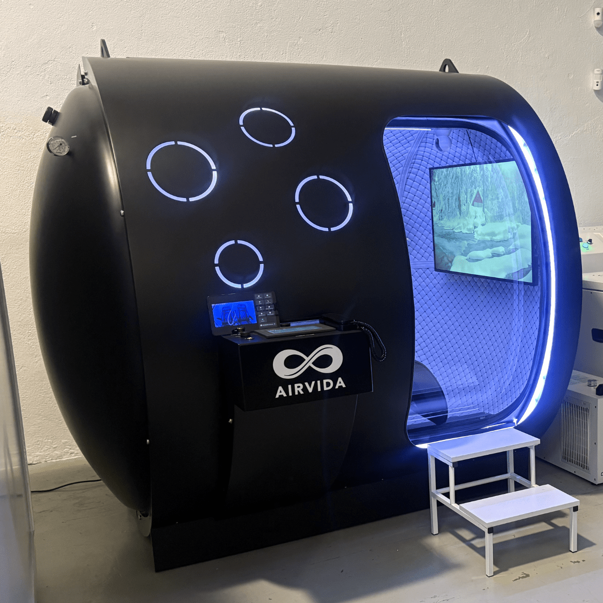 2.0 ATA Hardshell Multiplace Hyperbaric Chamber with BIBS Mask